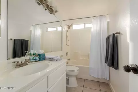 3234 E Marco Polo Rd, Phoenix, AZ 85050 photo 32