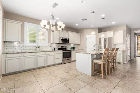 9144 W Surrey Dr, Peoria, AZ 85381