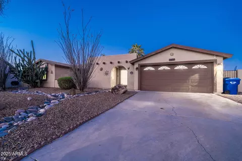 3744 Evans Dr, Phoenix, AZ 85032 photo 2
