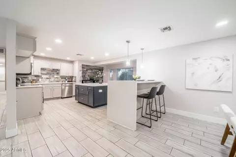 3744 Evans Dr, Phoenix, AZ 85032 photo 10