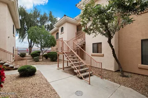 10030 W Indian School Rd #203, Phoenix, AZ 85037