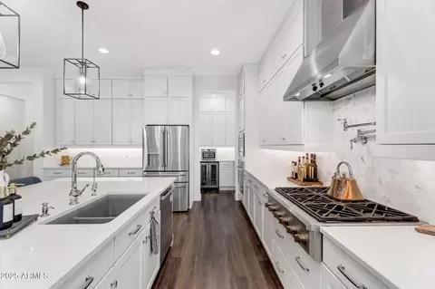 9960 E Revolution Dr, Mesa, AZ 85212 photo 8