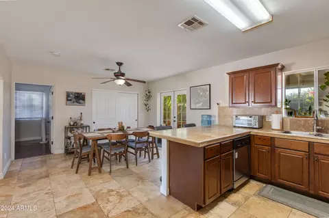 3041 E Roma Ave, Phoenix, AZ 85016 photo 6