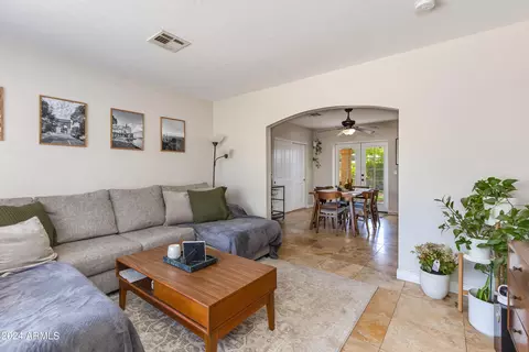 3041 E Roma Ave, Phoenix, AZ 85016 photo 3