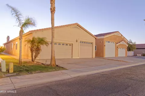 48842 Riviera Pl, Ehrenberg, AZ 85334