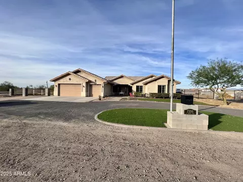 7106 W Hombre Rd, Queen Creek, AZ 85142