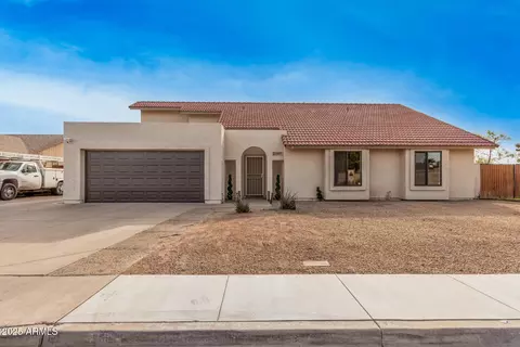 5607 Enrose St, Mesa, AZ 85205