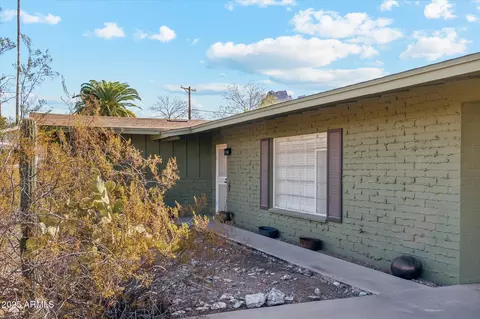 4165 E Saint Joseph Way, Phoenix, AZ 85018 photo 6
