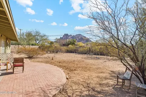 4165 E Saint Joseph Way, Phoenix, AZ 85018 photo 13