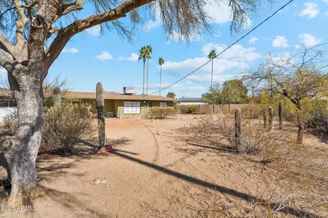 4165 E Saint Joseph Way, Phoenix, AZ 85018 photo 11