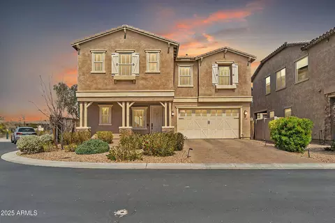 4654 E Nocona Ln, Phoenix, AZ 85050