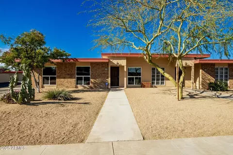 13226 N Cedar Dr, Sun City, AZ 85351