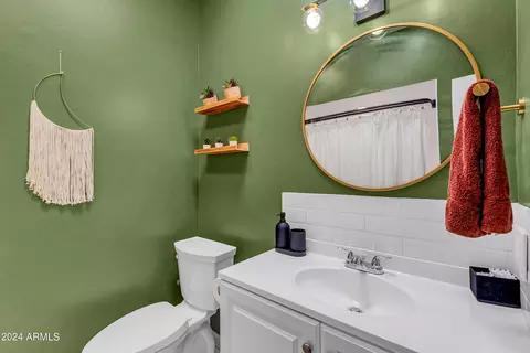 3702 E Laurel Ln, Phoenix, AZ 85028 photo 23