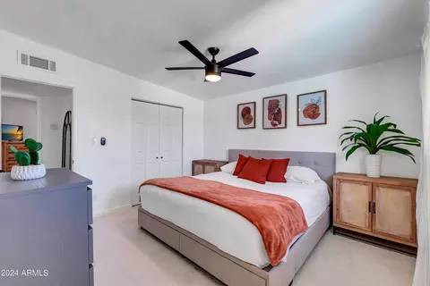 3702 E Laurel Ln, Phoenix, AZ 85028 photo 20