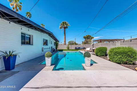 3702 E Laurel Ln, Phoenix, AZ 85028 photo 29