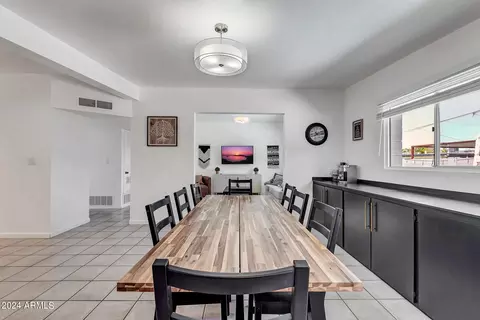 3702 E Laurel Ln, Phoenix, AZ 85028 photo 16
