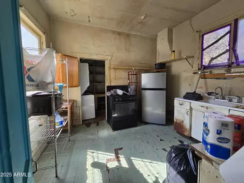 Kitchen - 3 A Clawson St, Bisbee, AZ 85603 photo 1 of 2