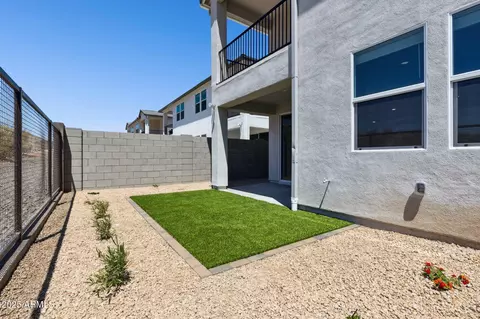 Exterior - 1123 E Mcneil St, Phoenix, AZ 85042 photo 3 of 9