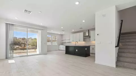 1119 E Mcneil St, Phoenix, AZ 85042 photo 3