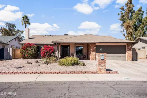 11820 S Half Moon Dr, Phoenix, AZ 85044