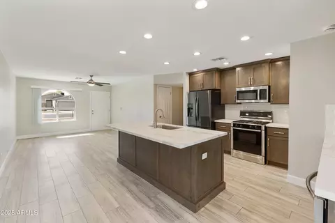 2530 E Randall Dr, Tempe, AZ 85288 photo 3
