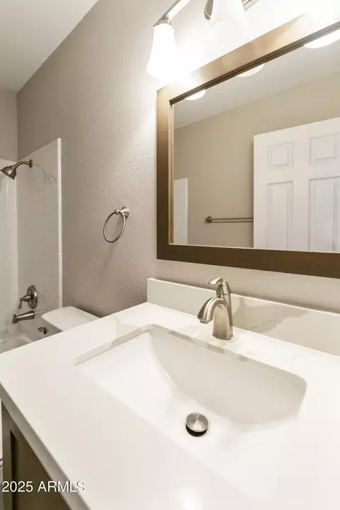 2530 E Randall Dr, Tempe, AZ 85288 photo 24