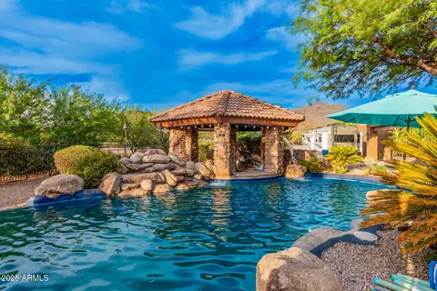 Exterior - 5100 E Cloud Rd, Cave Creek, AZ 85331 photo 8 of 15