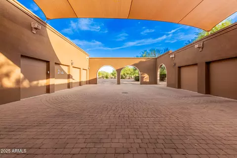 Exterior - 5100 E Cloud Rd, Cave Creek, AZ 85331 photo 5 of 15