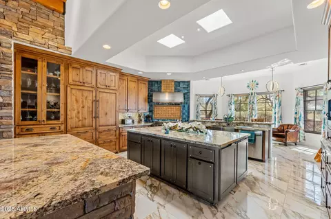 Kitchen - 5100 E Cloud Rd, Cave Creek, AZ 85331 photo 2 of 3