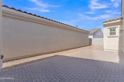 Exterior - 2458 E Lark St, Gilbert, AZ 85297 photo 3 of 9