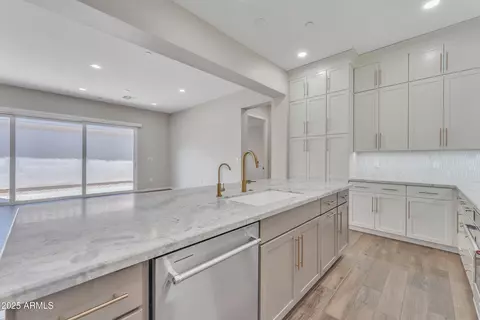 Kitchen - 2458 E Lark St, Gilbert, AZ 85297 photo 3 of 5