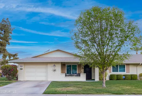 10106 W Highwood Ln, Sun City, AZ 85373