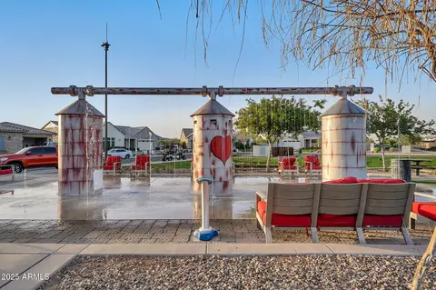 View/Area - 1464 E Aris Dr, Gilbert, AZ 85298 photo 13 of 25