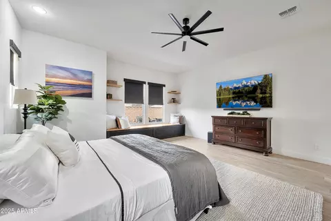 Bedroom - 1464 E Aris Dr, Gilbert, AZ 85298 photo 3 of 10