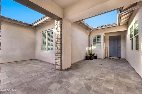 Exterior - 1464 E Aris Dr, Gilbert, AZ 85298 photo 2 of 20