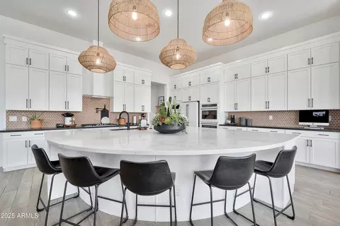 Kitchen - 1464 E Aris Dr, Gilbert, AZ 85298 photo 3 of 6