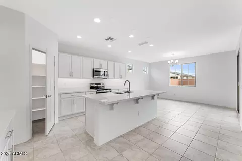 10865 E Tiburon Ave, Mesa, AZ 85212 photo 2