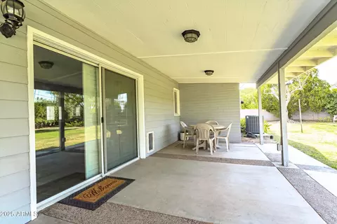 Exterior - 508 W Harmont Dr, Phoenix, AZ 85021 photo 1 of 4