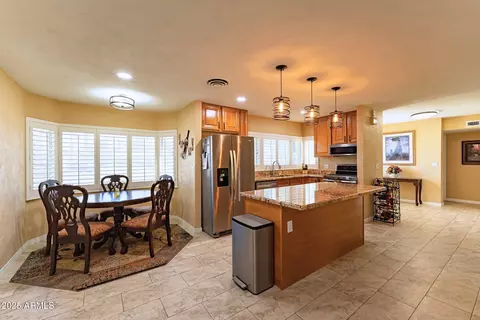 Kitchen - 508 W Harmont Dr, Phoenix, AZ 85021 photo 1 of 2