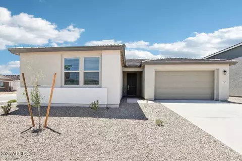 2707 E Abe Truckle Ave, San Tan Valley, AZ 85140