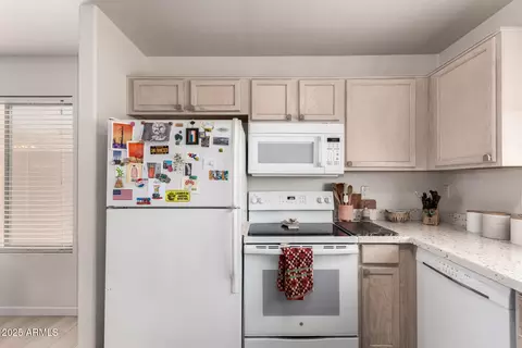2177 S Weaver Dr, Apache Junction, AZ 85120 photo 10
