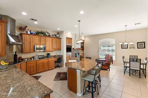 Kitchen - 2838 E Vaughn Ct, Gilbert, AZ 85234 photo 2 of 5