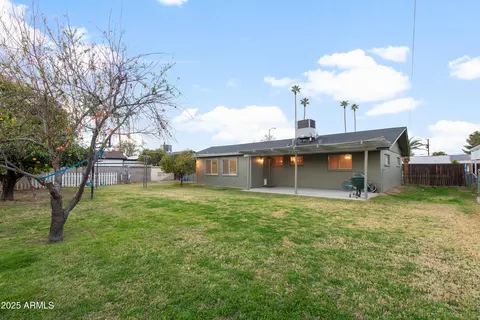 Exterior - 1109 E 8th St, Mesa, AZ 85203 photo 4 of 8