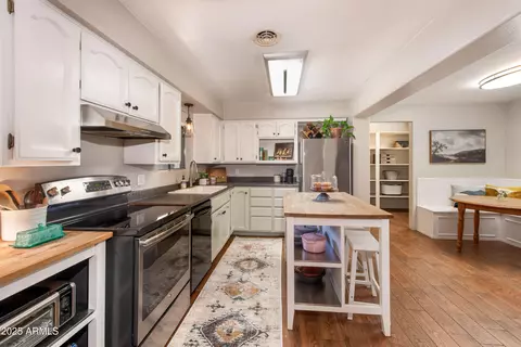 Kitchen - 1109 E 8th St, Mesa, AZ 85203 photo 2 of 4