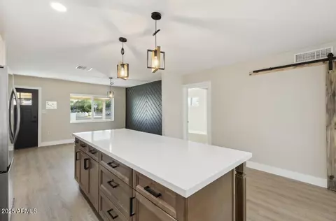 Kitchen - 2202 E Osborn Rd, Phoenix, AZ 85016 photo 5 of 5