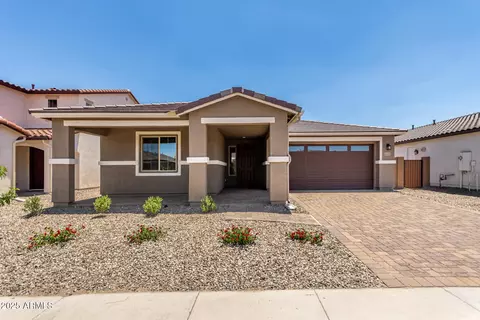 40563 W Michaels Dr, Maricopa, AZ 85138