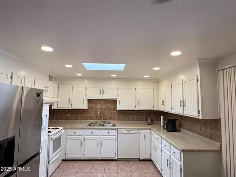 3534 E Friess Dr, Phoenix, AZ 85032 photo 6