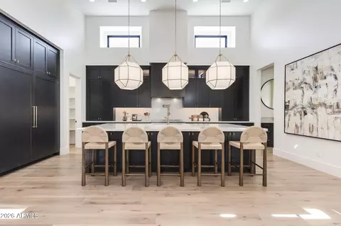 10242 N 58th St, Paradise Valley, AZ 85253