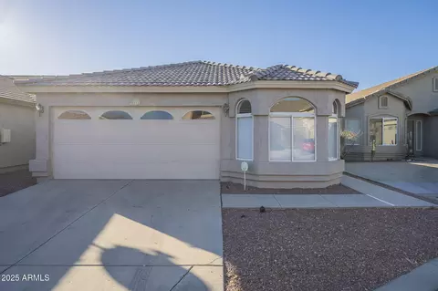 Exterior - 3313 E Waltann Ln, Phoenix, AZ 85032 photo 5 of 6
