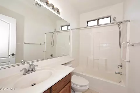 1839 E Donner Dr, Phoenix, AZ 85042 photo 15